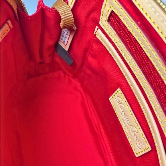 Dooney & Bourke Bitsy Bag Chevron Fuchsia Pink Canvas Leather Satchel NWT - Picture 7 of 8